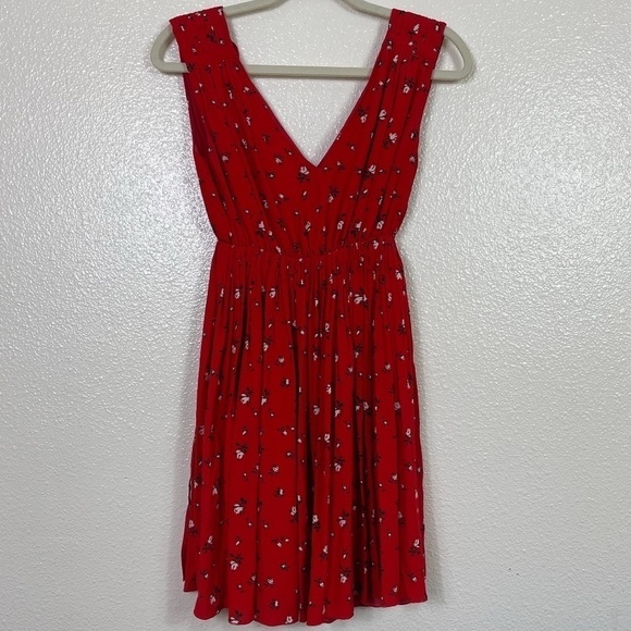 MADEWELL Plunging V Neck Floral Dress - Whimsicore - Picture 2 of 5